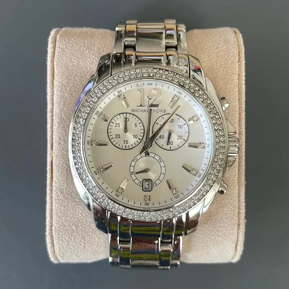 Michael Kors | Accessories | Michael Kors Mk562 Silver  display picture 2